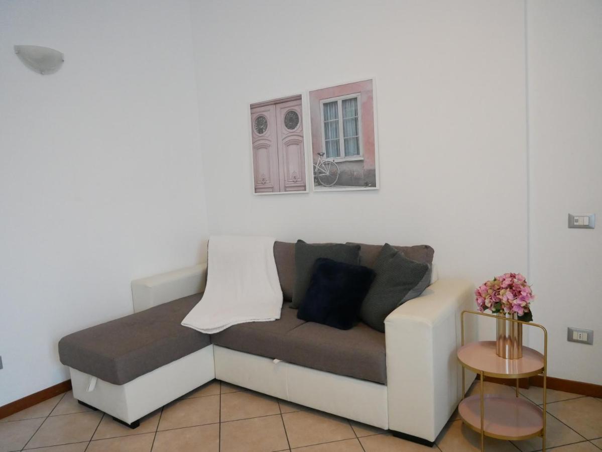 Апартаменти Diadema Pink - Immobili E Soluzioni Rent Бергамо Екстер'єр фото